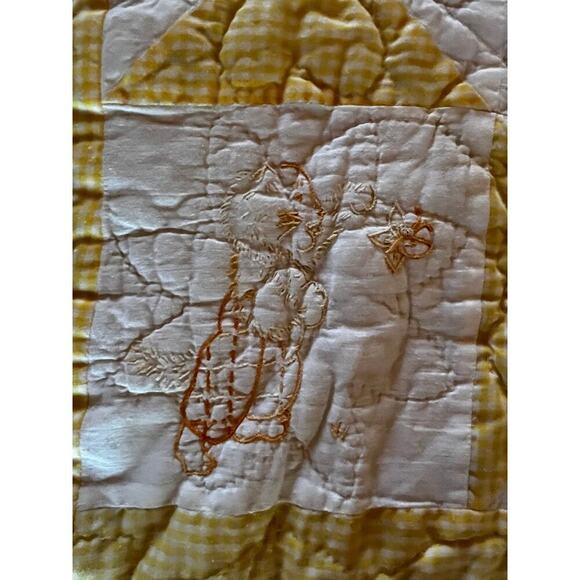 Beautiful Vintage Homemade quilt. Yellow w/ stars & Bears. Baby. Kids 52x40 - Picture 9 of 9